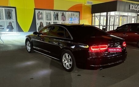Audi A8, 2011 год, 1 640 000 рублей, 2 фотография