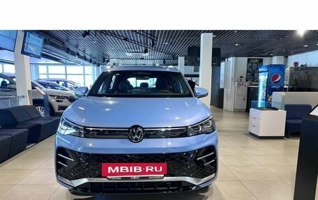 Volkswagen Tiguan, 2024 год, 5 400 000 рублей, 6 фотография