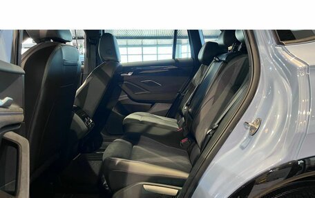 Volkswagen Tiguan, 2024 год, 5 400 000 рублей, 11 фотография