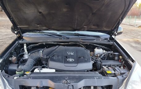 Toyota Land Cruiser Prado 120 рестайлинг, 2007 год, 2 630 000 рублей, 4 фотография