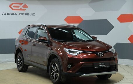 Toyota RAV4, 2017 год, 2 590 000 рублей, 3 фотография