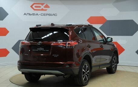 Toyota RAV4, 2017 год, 2 590 000 рублей, 5 фотография