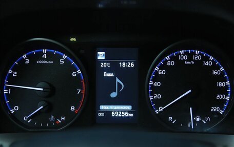 Toyota RAV4, 2017 год, 2 590 000 рублей, 14 фотография