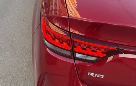 KIA Rio IV, 2021 год, 1 900 000 рублей, 2 фотография