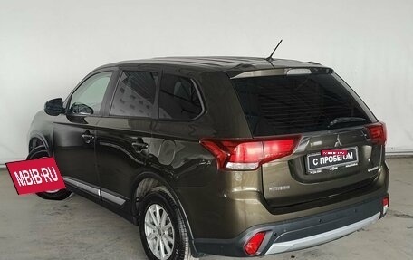 Mitsubishi Outlander III рестайлинг 3, 2015 год, 1 253 500 рублей, 6 фотография