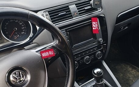Volkswagen Jetta VI, 2017 год, 1 600 000 рублей, 5 фотография