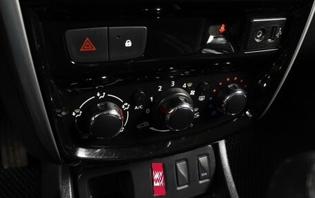 Nissan Terrano III, 2016 год, 1 099 000 рублей, 12 фотография