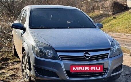 Opel Astra H, 2008 год, 650 000 рублей, 1 фотография