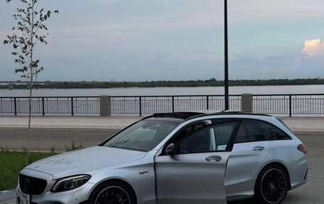 Mercedes-Benz C-Класс AMG, 2019 год, 4 400 000 рублей, 3 фотография