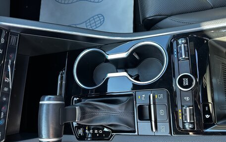 KIA K5, 2020 год, 2 950 000 рублей, 24 фотография