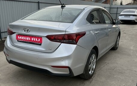 Hyundai Solaris II рестайлинг, 2018 год, 999 999 рублей, 7 фотография
