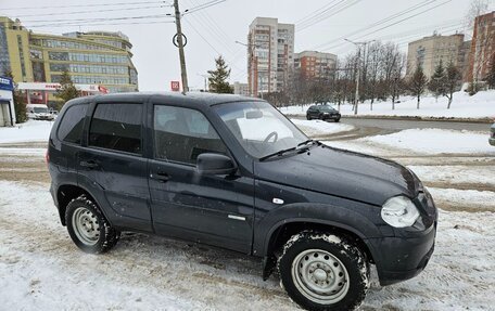 Chevrolet Niva I рестайлинг, 2013 год, 480 000 рублей, 2 фотография