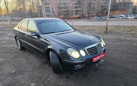 Mercedes-Benz E-Класс, 2002 год, 599 000 рублей, 1 фотография