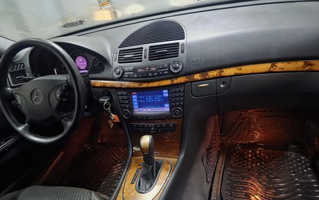 Mercedes-Benz E-Класс, 2002 год, 599 000 рублей, 17 фотография