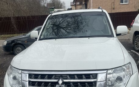 Mitsubishi Pajero IV, 2015 год, 3 000 000 рублей, 2 фотография