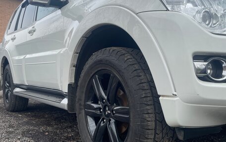 Mitsubishi Pajero IV, 2015 год, 3 000 000 рублей, 8 фотография