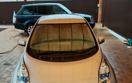 Nissan Leaf I, 2011 год, 600 000 рублей, 4 фотография