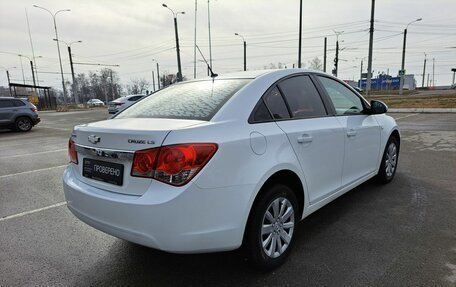 Chevrolet Cruze II, 2010 год, 620 000 рублей, 6 фотография