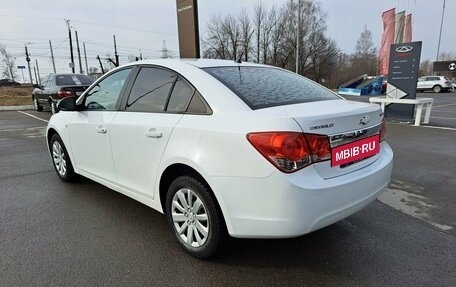 Chevrolet Cruze II, 2010 год, 620 000 рублей, 8 фотография