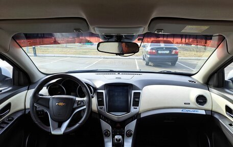 Chevrolet Cruze II, 2010 год, 620 000 рублей, 17 фотография