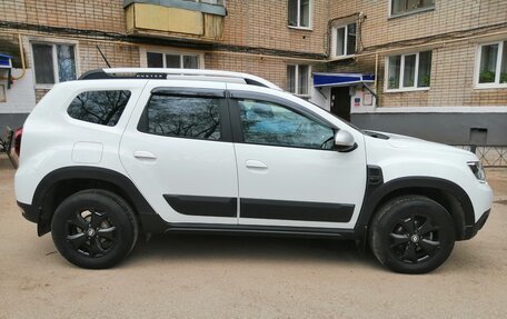 Renault Duster, 2022 год, 2 070 000 рублей, 3 фотография