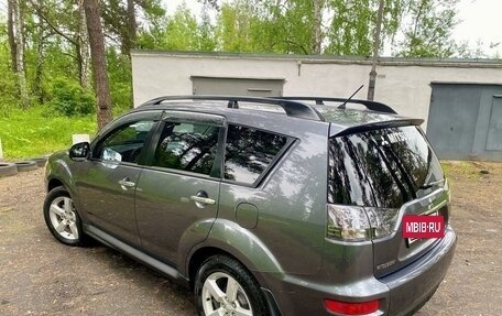 Mitsubishi Outlander III рестайлинг 3, 2011 год, 1 450 000 рублей, 4 фотография