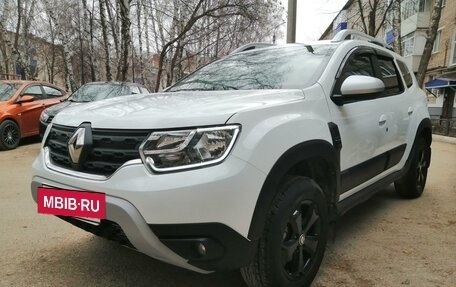 Renault Duster, 2022 год, 2 070 000 рублей, 4 фотография
