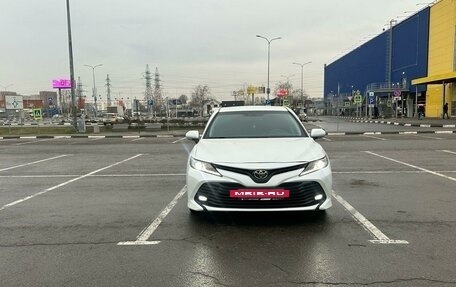 Toyota Camry, 2018 год, 1 950 000 рублей, 5 фотография
