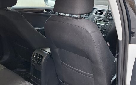 Volkswagen Jetta VI, 2013 год, 950 000 рублей, 9 фотография