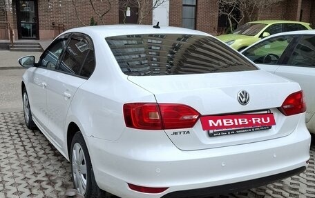 Volkswagen Jetta VI, 2013 год, 950 000 рублей, 5 фотография