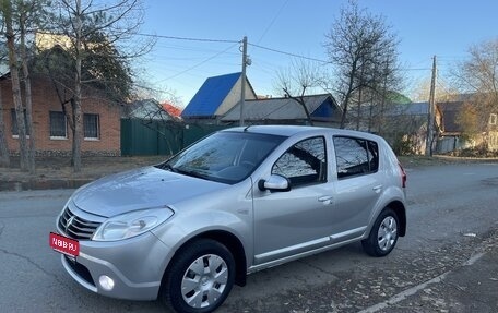 Renault Sandero I, 2011 год, 717 000 рублей, 1 фотография