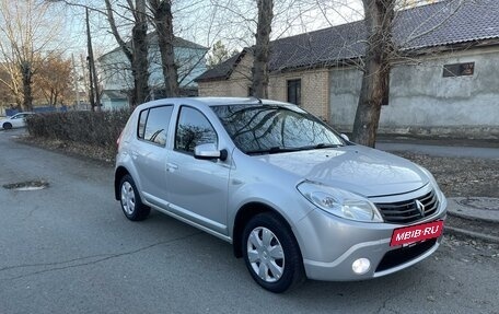 Renault Sandero I, 2011 год, 717 000 рублей, 2 фотография