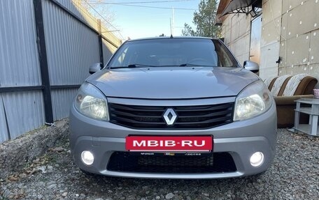 Renault Sandero I, 2011 год, 717 000 рублей, 3 фотография