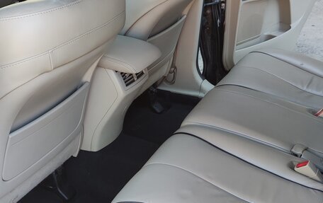 Toyota Venza I, 2013 год, 2 200 000 рублей, 21 фотография