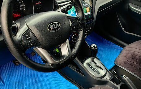 KIA Rio III рестайлинг, 2013 год, 855 000 рублей, 22 фотография