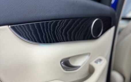 Mercedes-Benz GLC, 2019 год, 3 150 000 рублей, 26 фотография