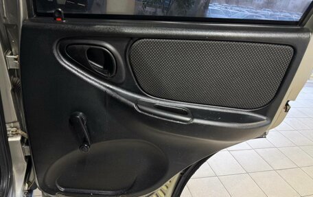 Chevrolet Niva I рестайлинг, 2012 год, 570 000 рублей, 17 фотография