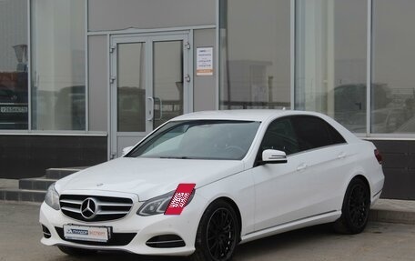 Mercedes-Benz E-Класс, 2015 год, 2 350 000 рублей, 2 фотография