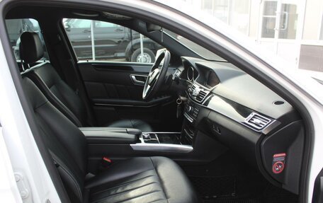 Mercedes-Benz E-Класс, 2015 год, 2 350 000 рублей, 14 фотография