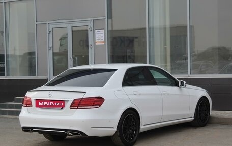 Mercedes-Benz E-Класс, 2015 год, 2 350 000 рублей, 6 фотография