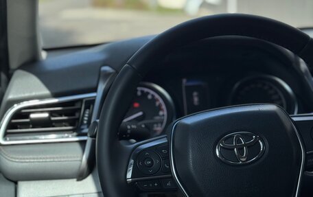 Toyota Camry, 2019 год, 2 800 000 рублей, 14 фотография