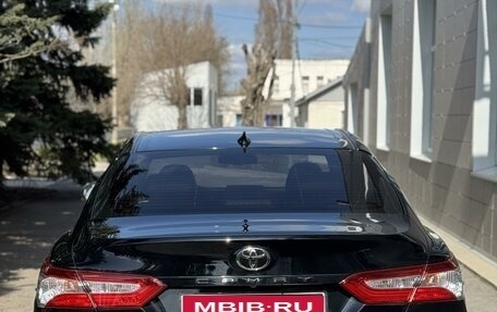 Toyota Camry, 2019 год, 2 800 000 рублей, 5 фотография