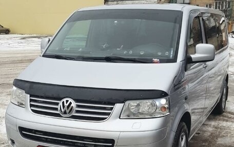 Volkswagen Caravelle T5, 2008 год, 1 800 000 рублей, 2 фотография