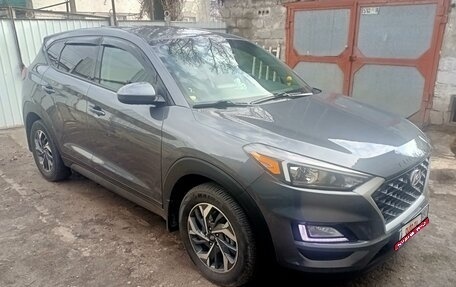 Hyundai Tucson III, 2019 год, 2 550 000 рублей, 2 фотография