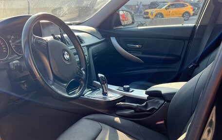 BMW 3 серия, 2012 год, 1 790 000 рублей, 16 фотография
