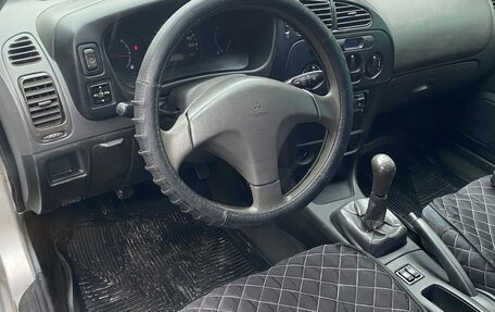 Mitsubishi Lancer VII, 2000 год, 296 000 рублей, 10 фотография