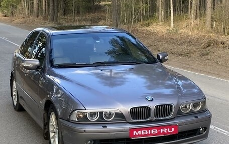 BMW 5 серия, 2000 год, 850 000 рублей, 1 фотография