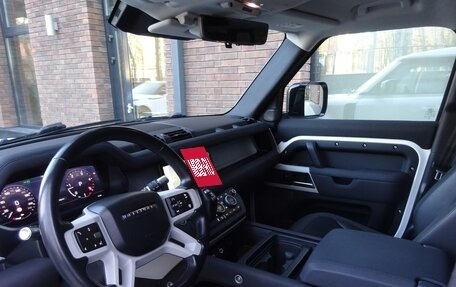 Land Rover Defender II, 2021 год, 6 500 000 рублей, 28 фотография