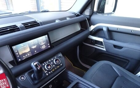 Land Rover Defender II, 2021 год, 6 500 000 рублей, 29 фотография