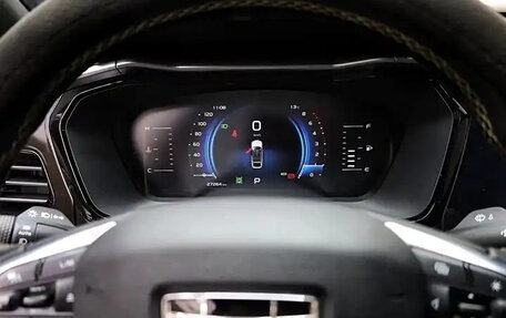 Geely Tugella FY11, 2022 год, 1 900 000 рублей, 6 фотография